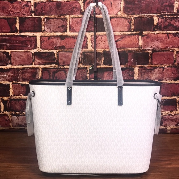 Michael Kors Drawstring Jet Set Tote - Picture 6 of 8